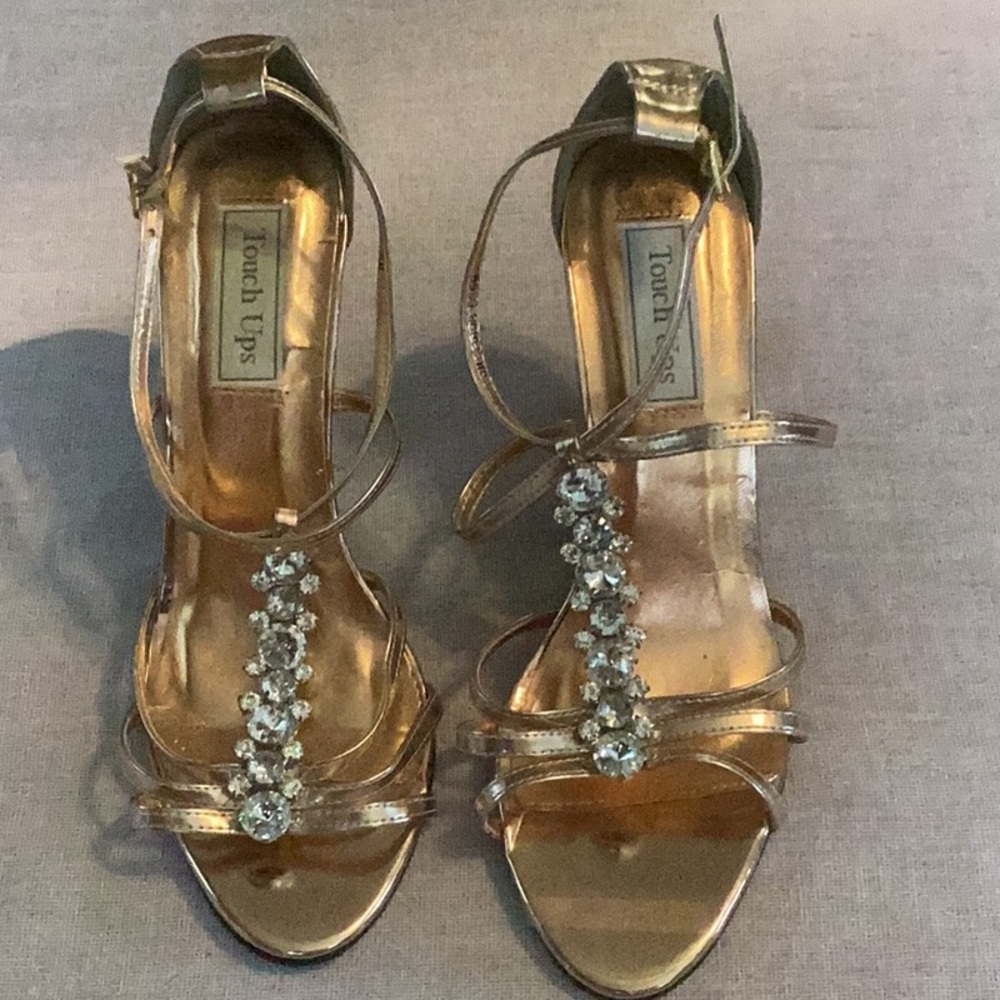NWOT Touch Ups heels